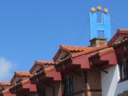 Hotel Cueli, Viveda - Santillana del mar, Spanien, Außenansicht in der Avenida de Severiano Ballesteros 134, 39130 Viveda - Santillana del mar
