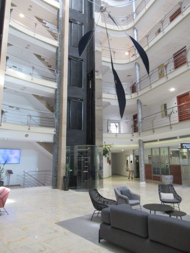 Hotel Daniya Denia, Dénia, Spanien, Atrium mit Fahrstuhl