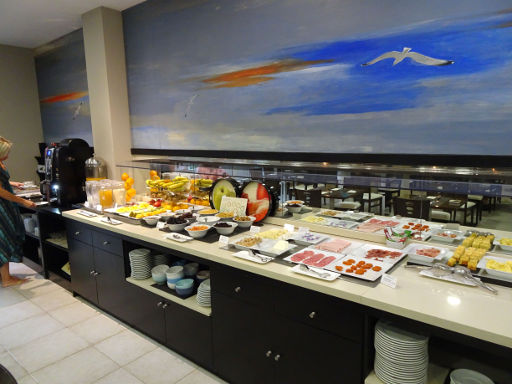 Hotel Menorca Patricia, Ciutadella, Menorca, Spanien, ein Teil vom Frühstücksbuffet