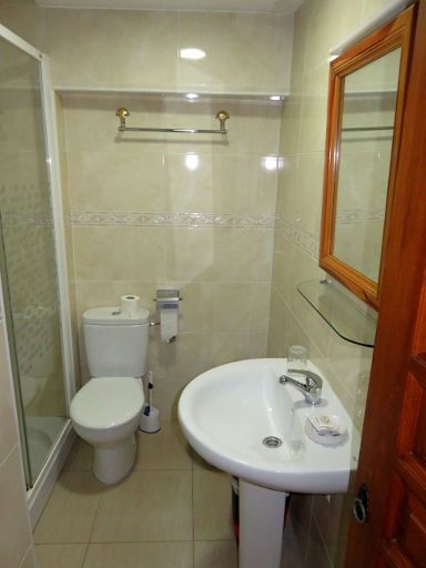Posada San Julián, Cuenca, Spanien, Bad mit WC, WD und Waschbecken