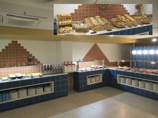 tent Lloret de Mar, Lloret de Mar, Spanien, ein Teil vom Frühstücksbuffet mit Brot und Kuchenauswahl