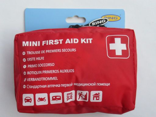 Carter-Cash, Alcalá de Henares, Spanien, Ring® Mini First Aid Kit RCT12 Made in China