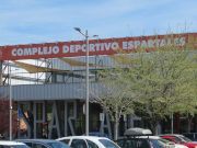 Complejo Deportivo Espartales, Piscina Schwimmbad, Alcal&aacute; de Henares, Spanien, Au&szlig;enansicht, Avenida de los Jesuitas 44, 28805 Alcal&aacute; de Henares