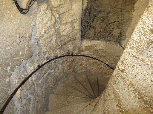 Burg, Alcalá del Júcar, Spanien, Wendeltreppe