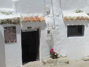 Casa–Cueva El Castillo, Alcalá del Júcar, Spanien, Höhlenwohnung