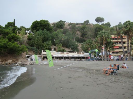 Travesía Almuñécar, La Herradura, 2025, Almuñécar, La Herradura, Spanien, Schwimmwettbewerb, Strand vor dem Restaurant Chambao de Viciente