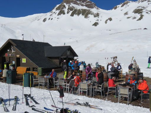 Skigebiet, Aramón, Formigal, Spanien, Skihütte in der Zone Izas