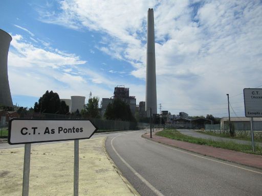 Wärmekraftwerk As Pontes (stillgelegt), As Pontes de García Rodríguez, Spanien, 356 m hoher Schornstein