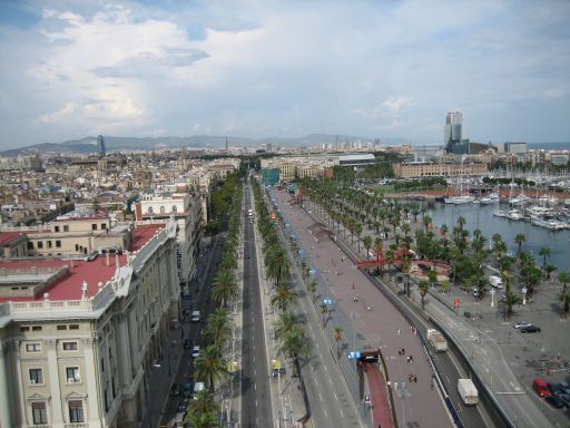 Barcelona, Spanien, Ausblick von der Kolumbus Säule auf den Passeig de Colom und den Hafen, 