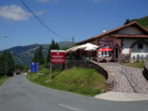 Baztán Tal, Navarra, Spanien, Elizondo, Ausflugslokal Irigoieneko Benta am Izpegi Pass