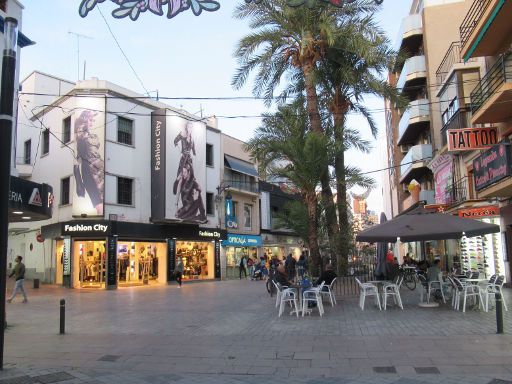 Benidorm, Spanien, Fußgängerzone Paseo de la Carretera