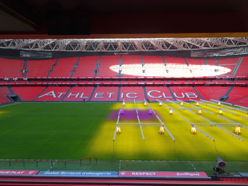 Athletic Club Museum und Stadion Führung, Bilbao, Spanien, Blick auf das Spielfeld vom VIP Bereich