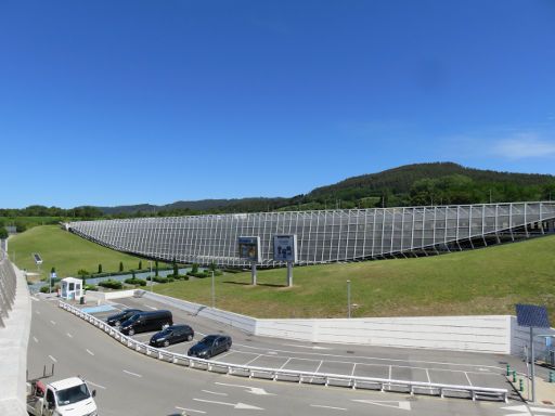 Flughafen Bilbao, BIO, Spanien, Blick auf das Parkhaus von der Abflugebene