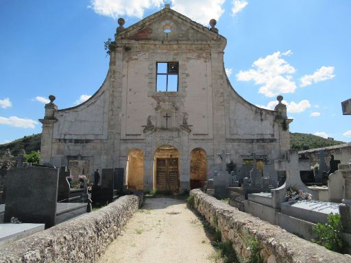 Budia, Spanien, Friedhof vor dem Convento de los Camelitas