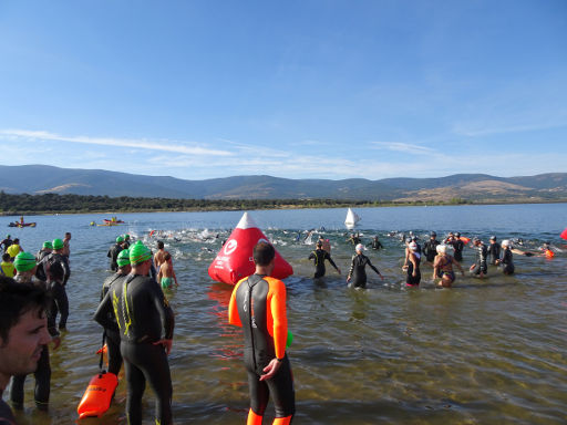 Sailfish - Challenge Family, Schwimmwettbewerb 2018, Buitrago del Lozoya, Spanien, Strecke für 1900 m und 3800 m Rennen