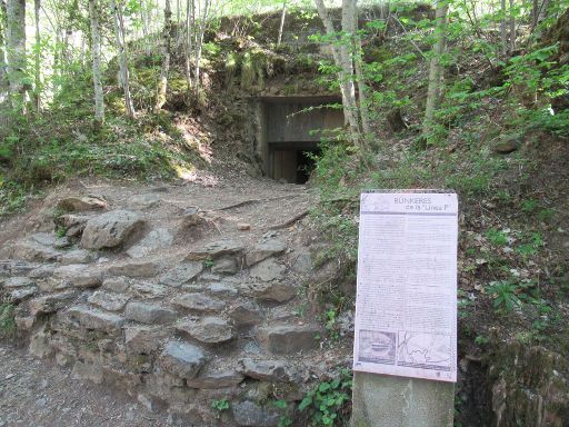 Bunker Linie P, Canfranc-Estación, Spanien, Bunker C-1 mit 75 mm Kanone