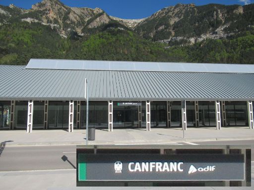 Führung historischer Bahnhof, Canfranc-Estación, Spanien, Bahnhof Canfranc adif