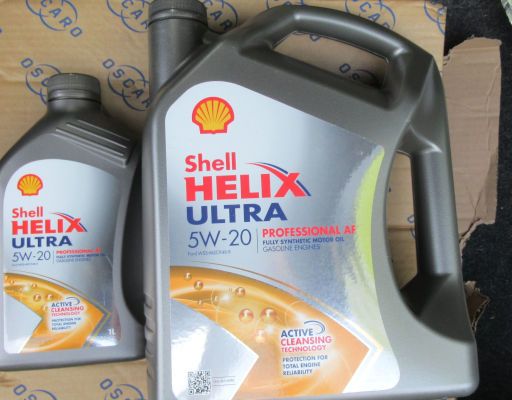 Oscaro Autoteile, Castelldefels, Spanien, SHELL HELIX ULTRA PROFESSIONAL AF 5W20 1 Liter und 5 Liter