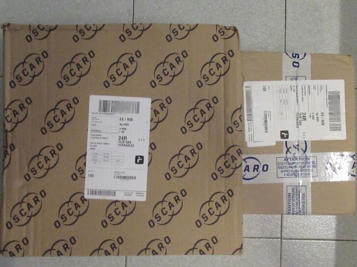 Oscaro Autoteile, Castelldefels, Spanien, zwei Pakete f&uuml;r SHELL HELIX ULTRA PROFESSIONAL AF 5W20 1 Liter und 5 Liter