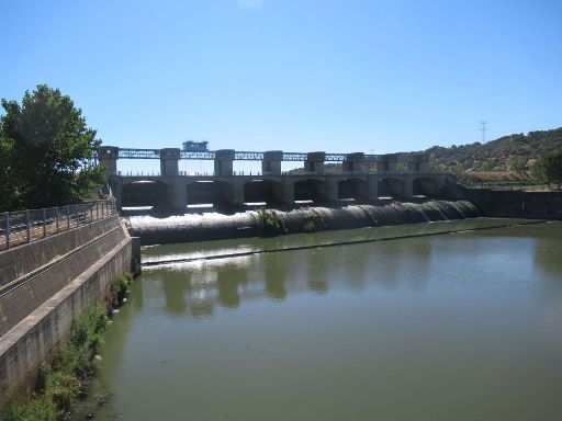 Stausee von Cazalegas, Cazalegas, Spanien, Stauwerk