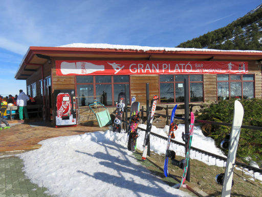 Skigebiet, La Pinilla, Spanien, Bar Gran Plató mit Terrasse