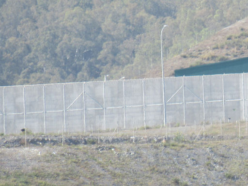 Grenze Ceuta, Spanien – Marokko, Ceuta, Spanien, höhere Schutzzäune entlang der Landgrenze