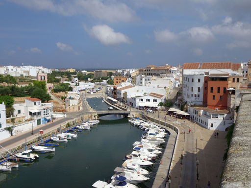 Ciutadella, Menorca, Spanien, Ausblick vom Rathaus in den Hafen