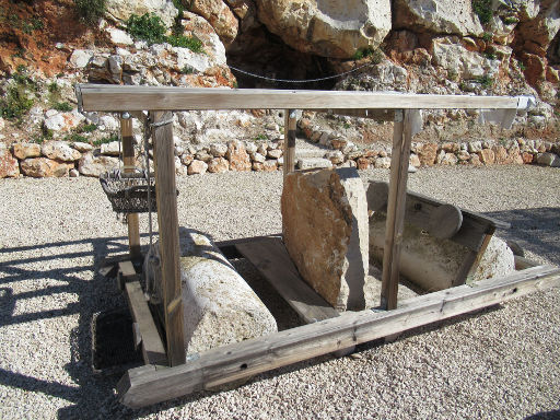 Museo de Piedra, Colmenar de Oreja, Spanien, Auto der Familie Feuerstein