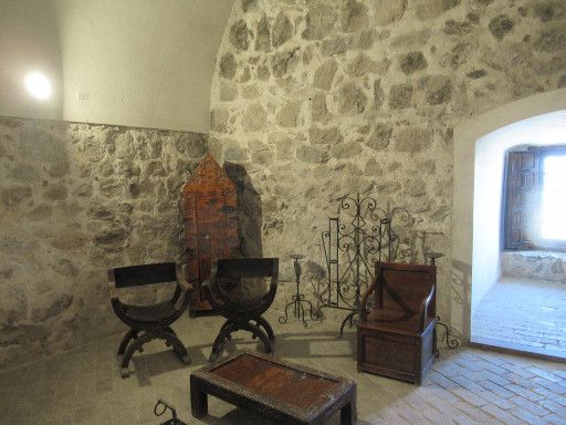 Castillo de la Muela, Consuegra, Spanien, Möbel aus dem Mittelalter