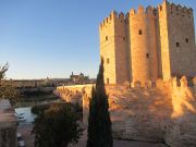 Córdoba, Spanien, Torre de la Calahorra und Römische Brücke