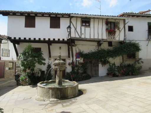 Cuacos de Yuste, Spanien, Brunnen auf dem Plaza Fuente de Los Chorros