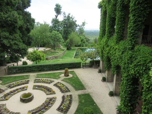 Kloster San Jerónimo und Palast Karl V., Cuacos de Yuste, Spanien, Ausblick auf den Garten rechte Seite