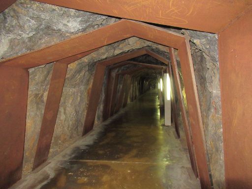 Dénia, Spanien, Luftschutzbunker / Tunnel