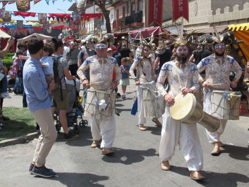 XXV Feria Medieval Mittelalter Markt, El Álamo, Spanien, Musikanten mit Trommeln