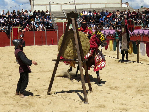 Feria Medieval Mittelalter Ritterturnier, El Álamo, Spanien, Speerwerfen