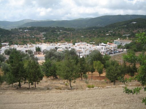 Es Trui de ca n’Andreu, Blick zum Dorf, Ibiza, Spanien