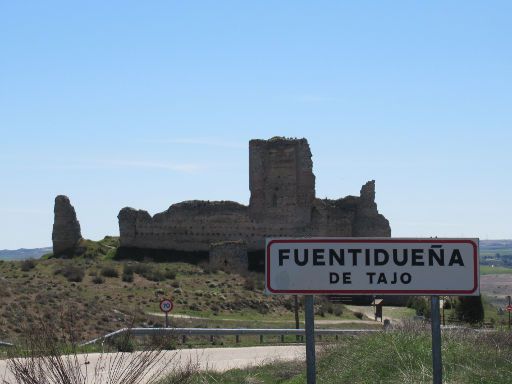 Fuentidueña de Tajo, Spanien, Ortseinfahrt M-831 28597 Fuentidueña de Tajo