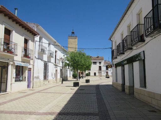 Fuentidueña de Tajo, Spanien, Fußgängerzone zum Plaza de La Constitución