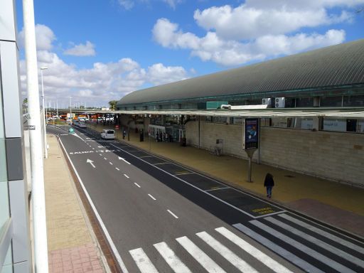 Flughafen Fuerteventura, FUE, Spanien, Flughafengebäude Ansicht von dem Parkplatz