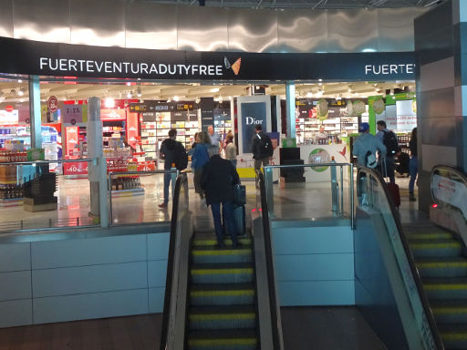 Flughafen Fuerteventura, FUE, Spanien, World Duty Free Abflug Bereich