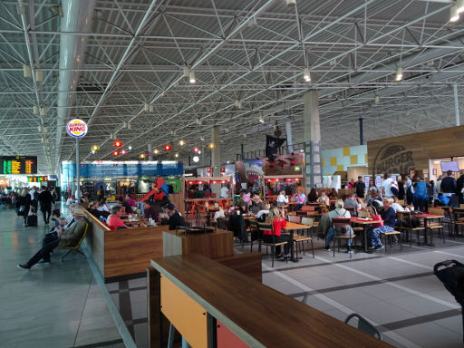 Flughafen Fuerteventura, FUE, Spanien, Food Court mit BURGER KING® im Abflug Bereich