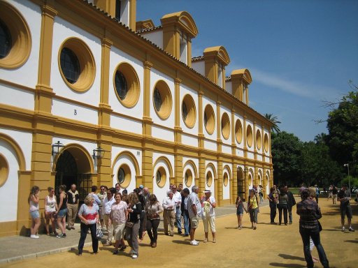 Fundación Real Escuela Andaluza del Arte Ecuestre, Jerez de la Frontera, Spanien, Reithalle während der Pause