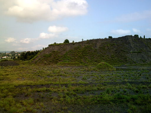 La Camocha, stillgelegtes Kohlebergwerk, Gijón, Spanien, Halde