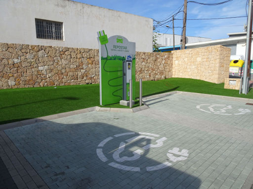 Ladestationen Elektrofahrzeuge, Ibiza, Spanien, LIDL Calle Rio Grande 5, 07800 Santa Eulalia del Río