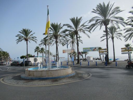 La Herradura, Spanien, Kreisverkehr am Strand