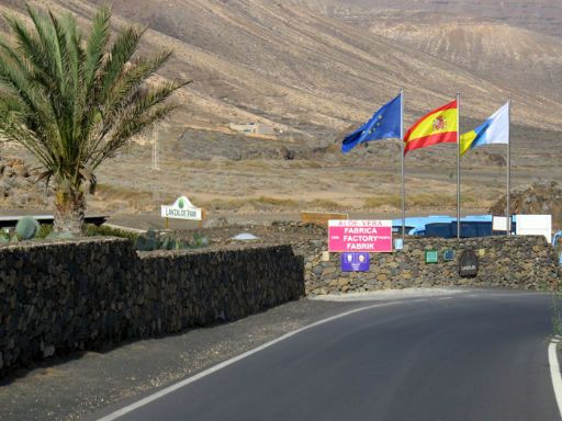 Lanzaloe Park, Órzola, Lanzarote, Spanien, Einfahrt außerhalb der Ortschaft Órzola