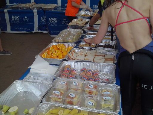 Lanzarote, Sailfish Lanzarote Open Water 2017, Spanien, Auswahl an Snacks und Getränken