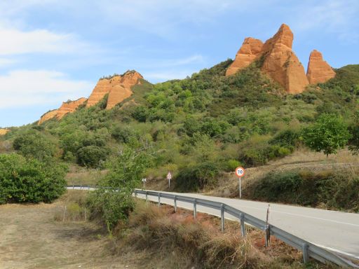 Las Médulas, Goldminen Kulturlandschaft, Spanien, Zufahrtsstraße zum Dorf Las Médulas