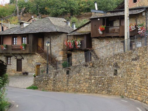 Las Médulas, Goldminen Kulturlandschaft, Spanien, Gasthof im Ort Orellán