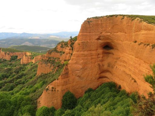 Las Médulas, Goldminen Kulturlandschaft, Spanien, Öffnungen der Stollen